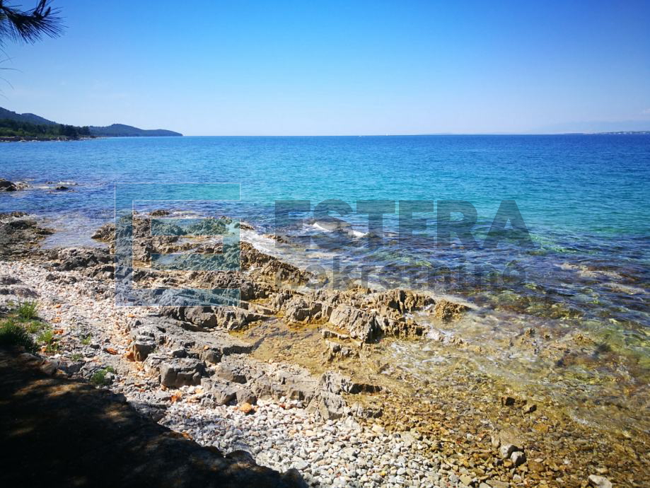 Građevinsko zemljište PRODAJA Ugljan, Sutomišćica, 1370 m2