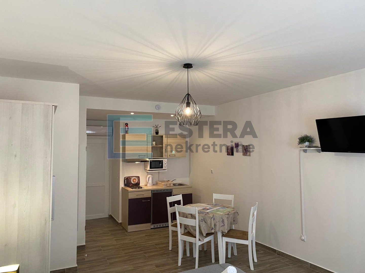 Kuća PRODAJA Biograd na Moru, 3 apartmana, 60 m od mora