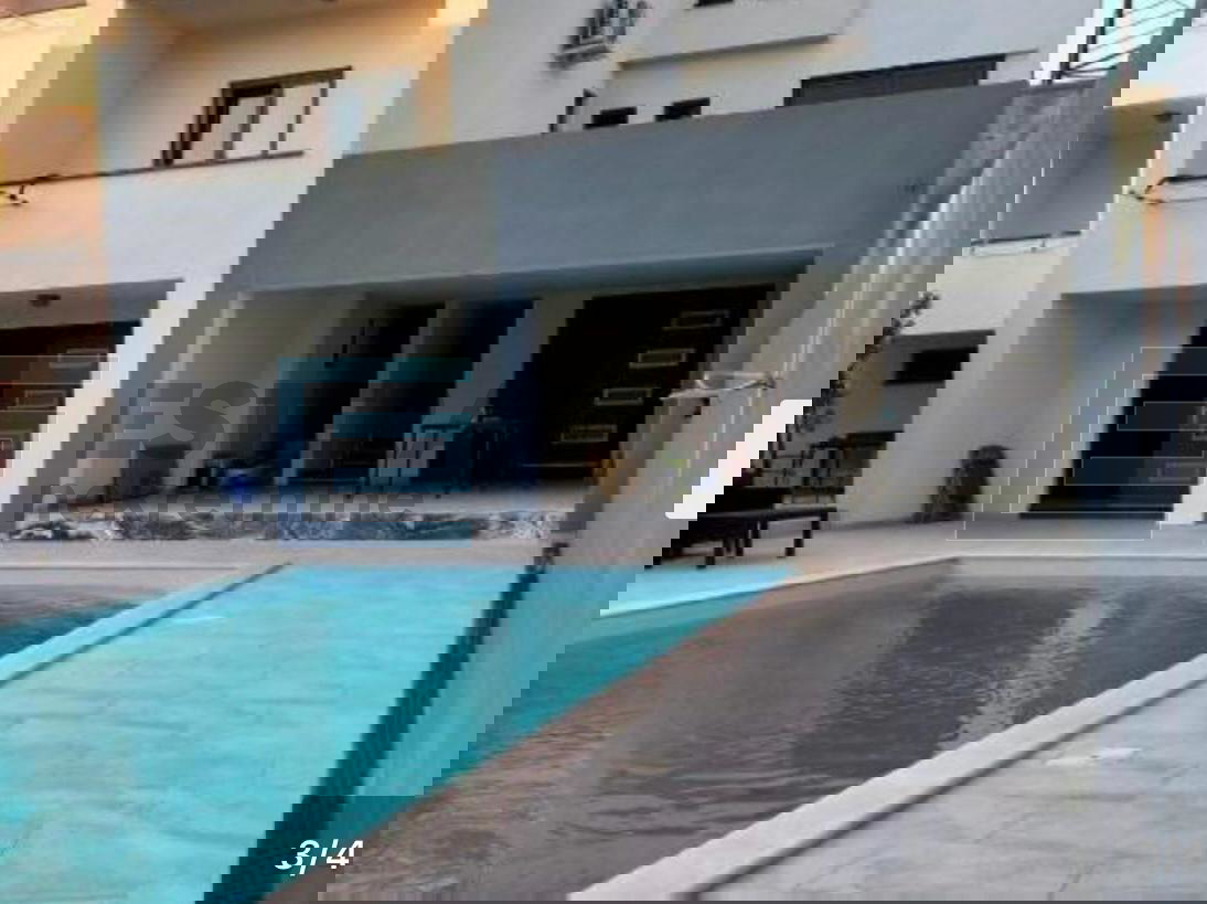 Kuća 244 m2 PRODAJA Biograd na Moru, 8 apartmana, bazen