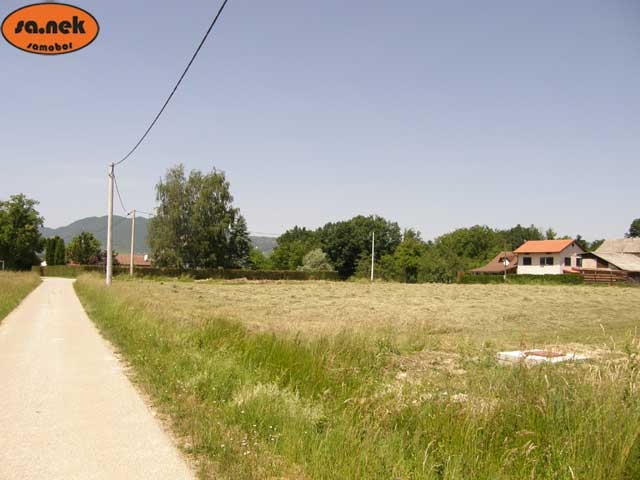 Gradilište na ravnom terenu nedaleko Samobora