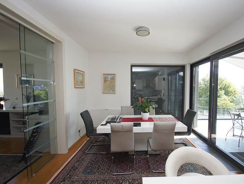 Moderna vila u Samoboru