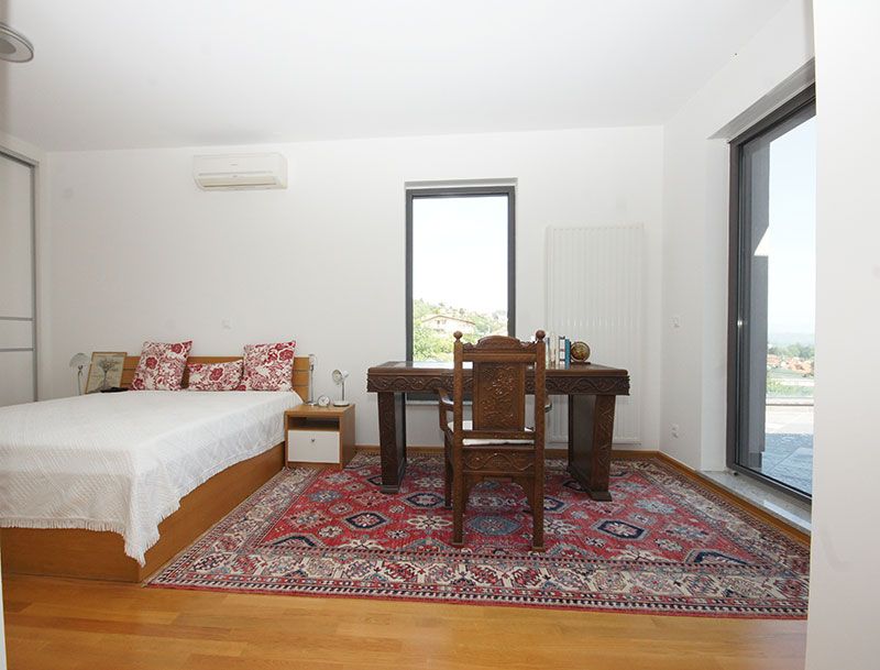 Moderna vila u Samoboru