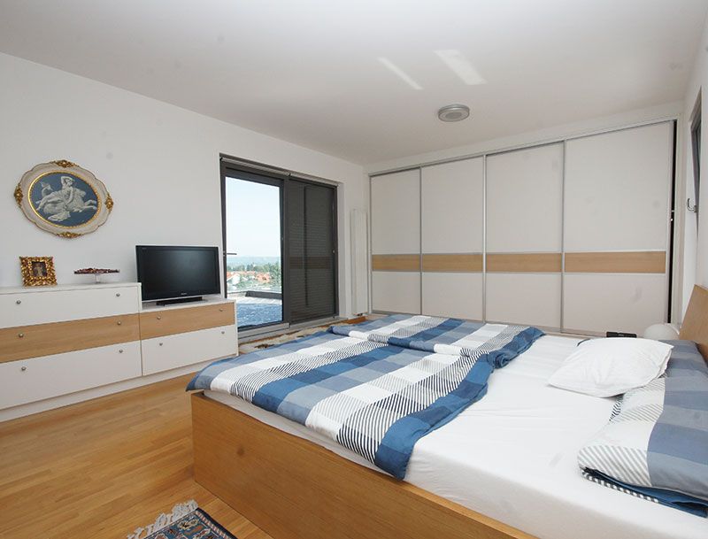 Moderna vila u Samoboru