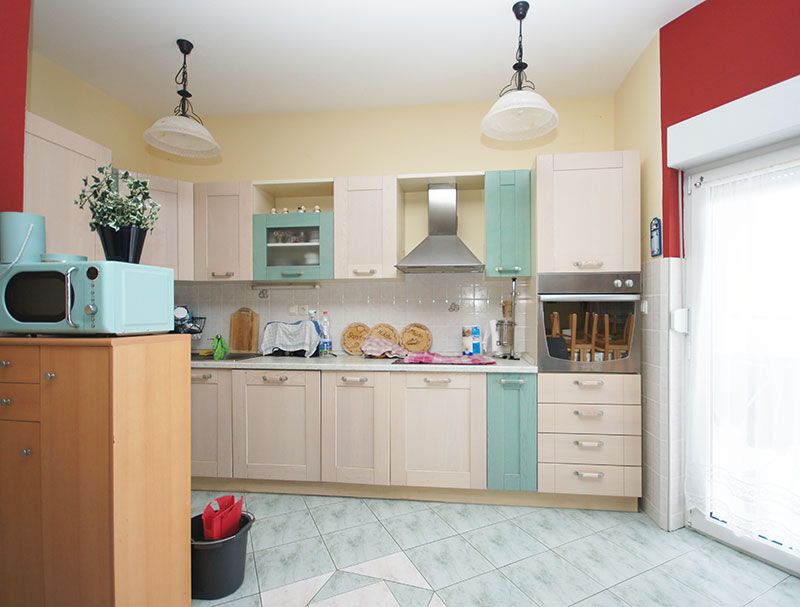 Turistički objekt sa šest apartmana - Komarna (Dubrovačko-neretvanska županija)