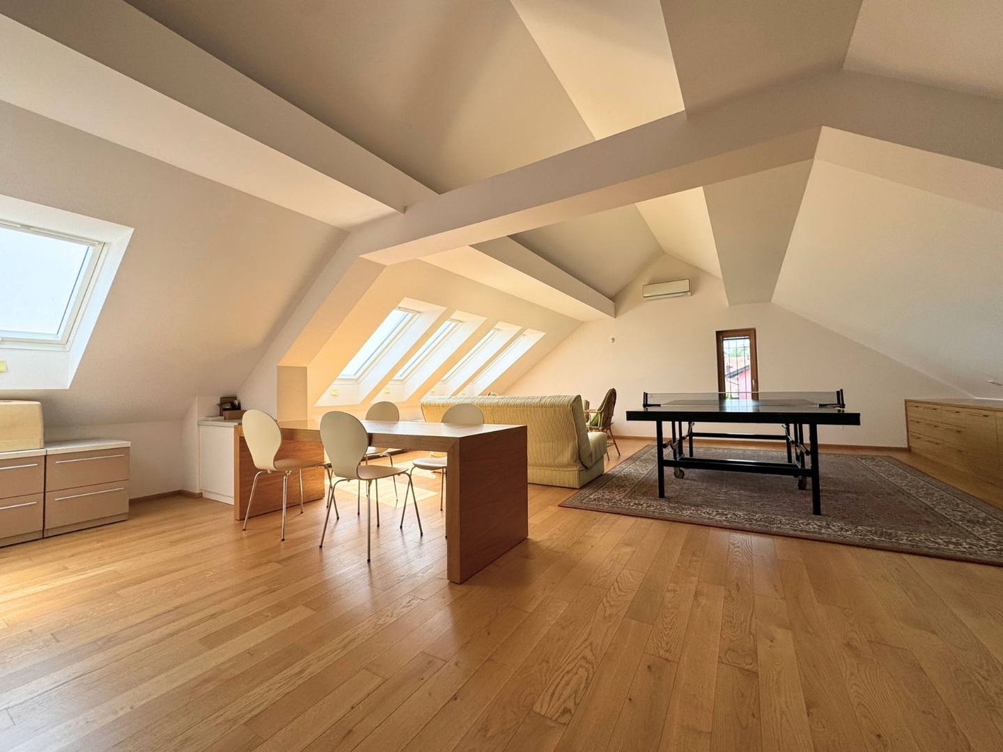 Luksuzna obiteljska kuća u Samoboru