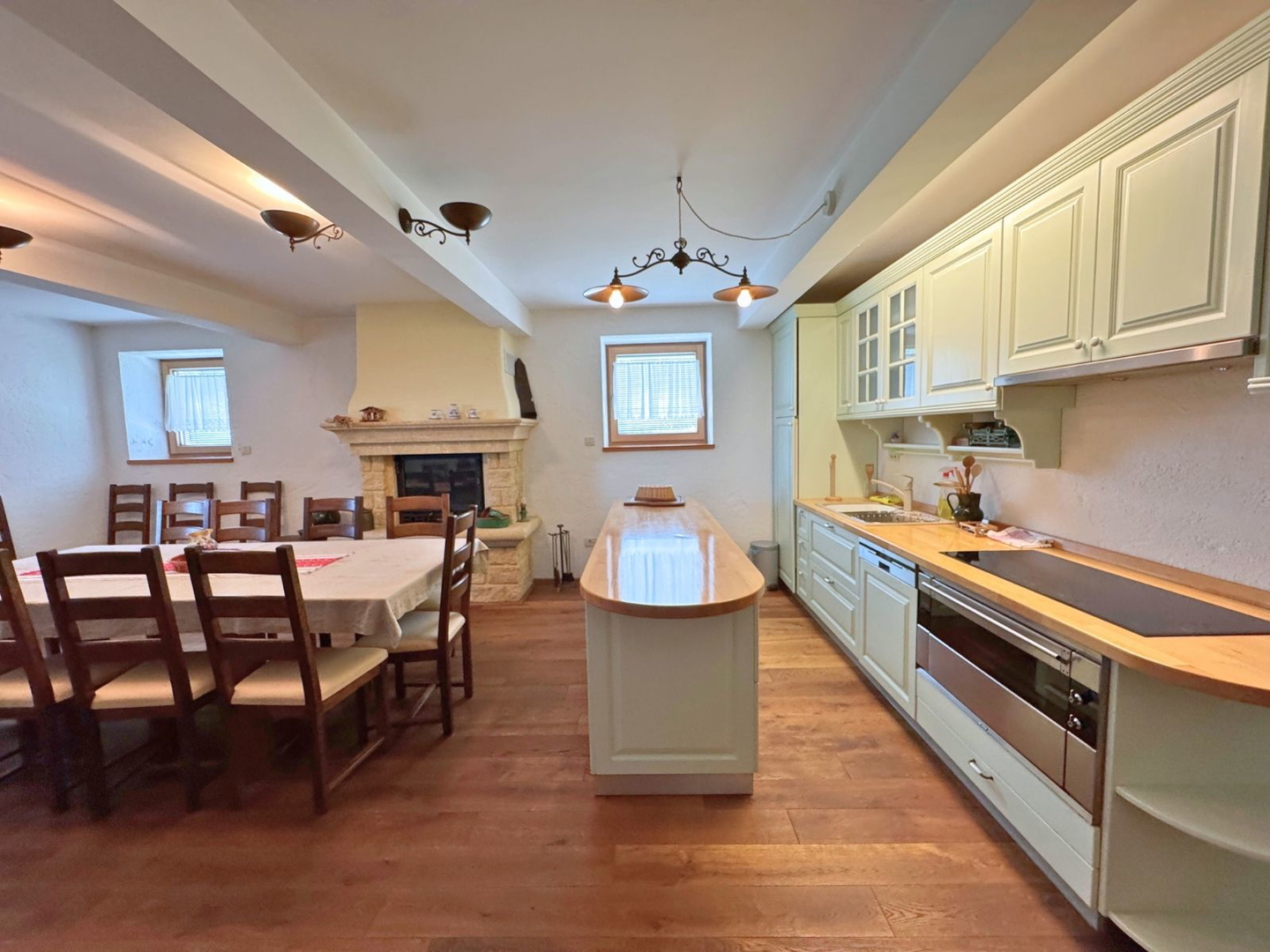 Luksuzna obiteljska kuća u Samoboru