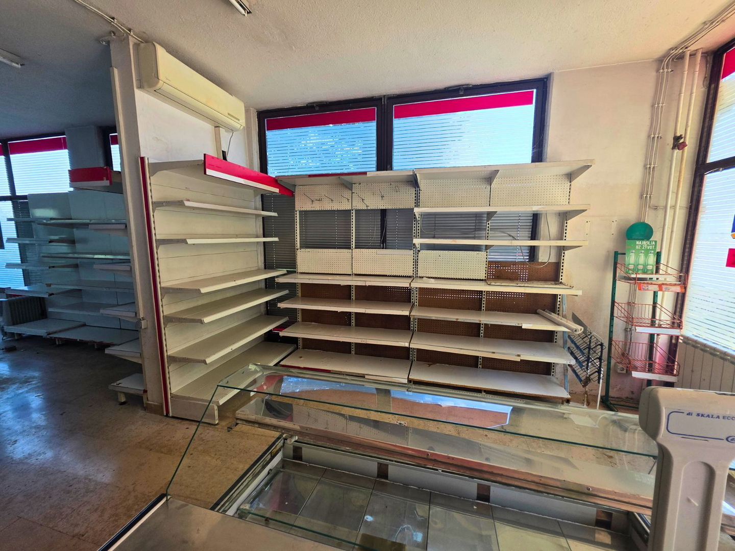 Geschäft in Bregana