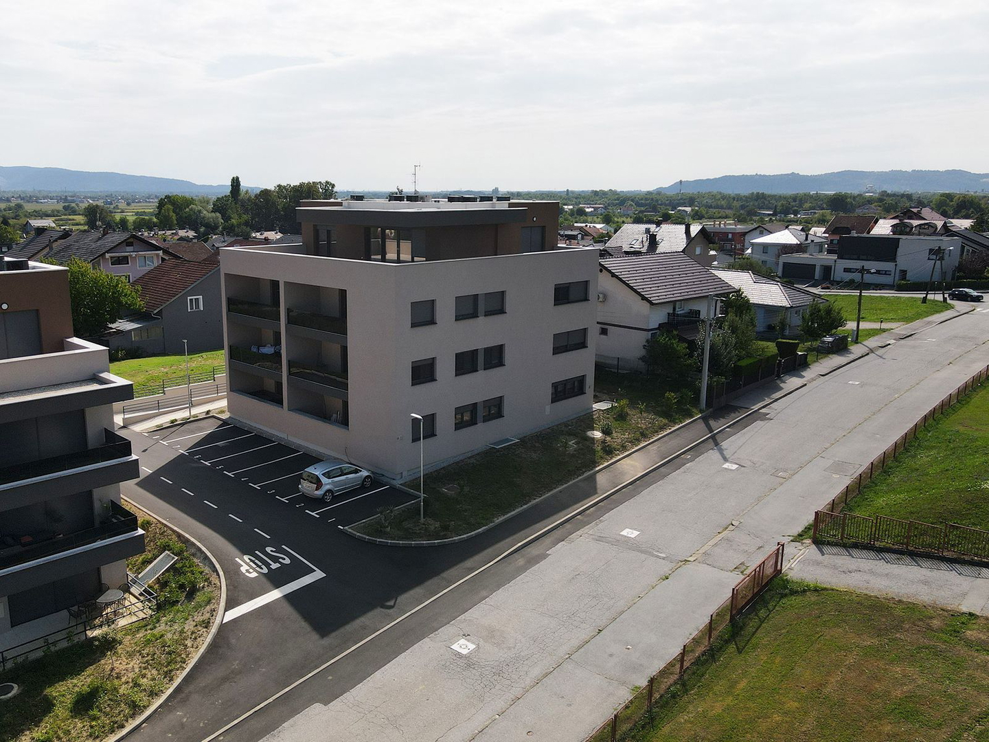 Luksuzni četverosobni penthouse- novogradnja