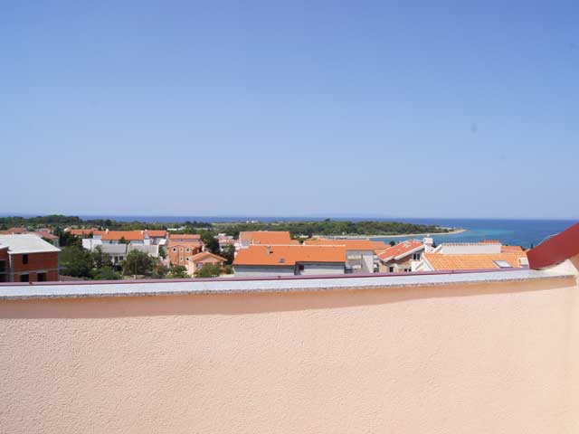 Četverosoban apartman-Novalja