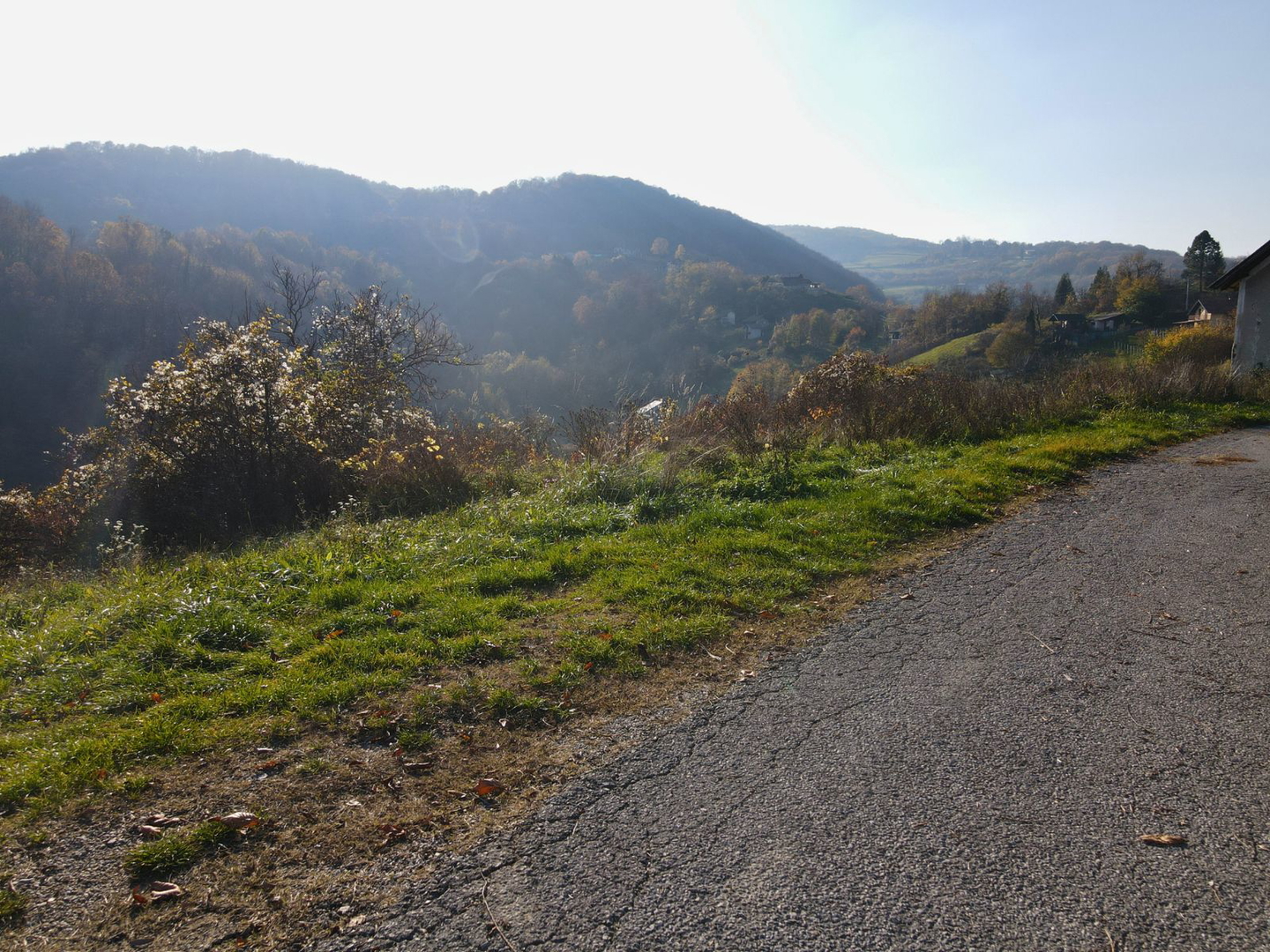 Baugrundstück in der Umgebung von Samobor zur Errichtung eines Wochenendhauses