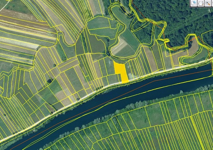 Poljoprivredno zemljište uz Kupu