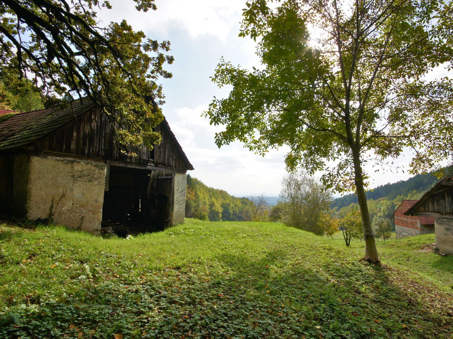 JEDINSTVENI POSJED NEDALEKO ZAGREBA
