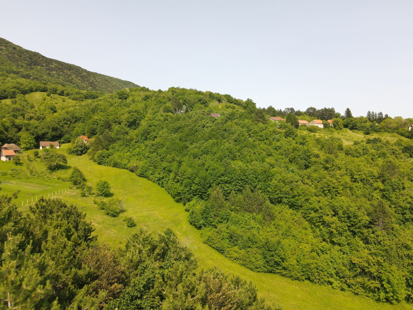 JEDINSTVENI POSJED NEDALEKO ZAGREBA
