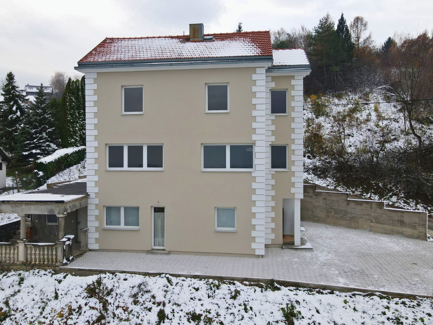 House with two apartments in Sveta Nedelja