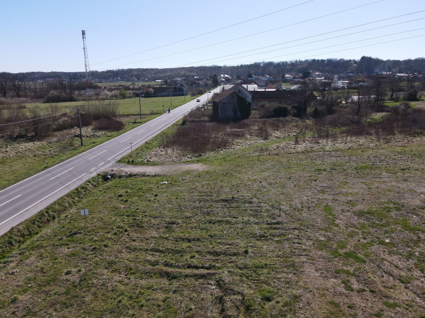 Zemljište uz Karlovačku cestu