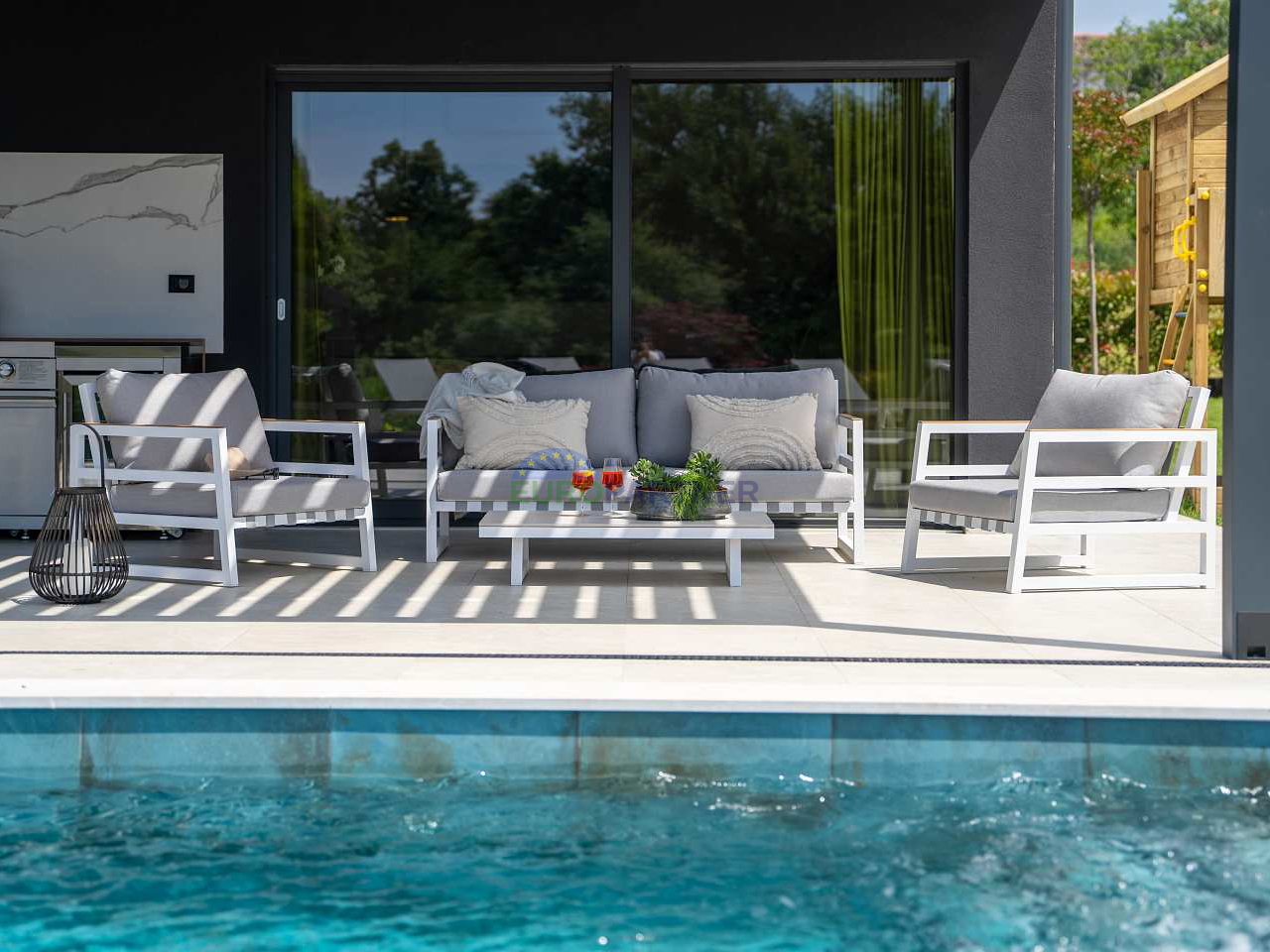 Moderna vila s pogledom na more, Poreč, 900m od mora