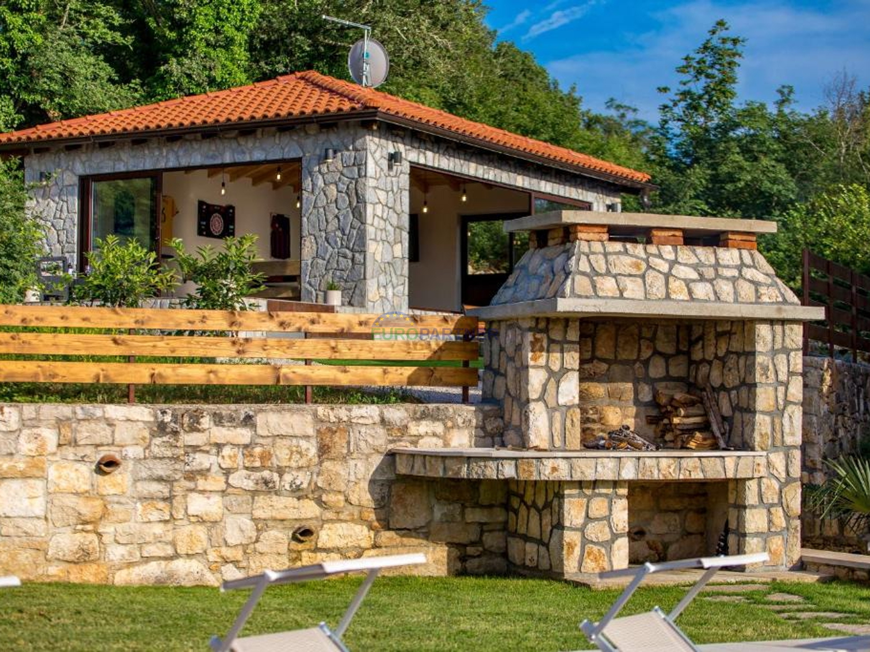 Stone beauty on the edge of the settlement, Tinjan