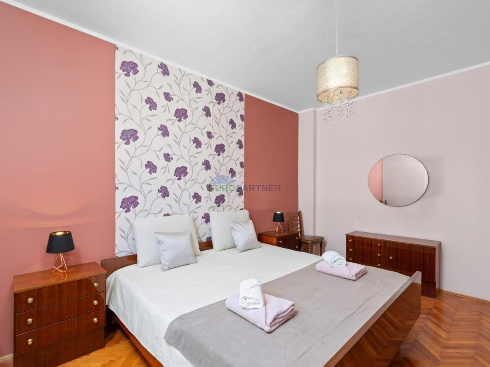 Istra, Poreč, Haus mit zwei Wohnungen in Meeresnähe