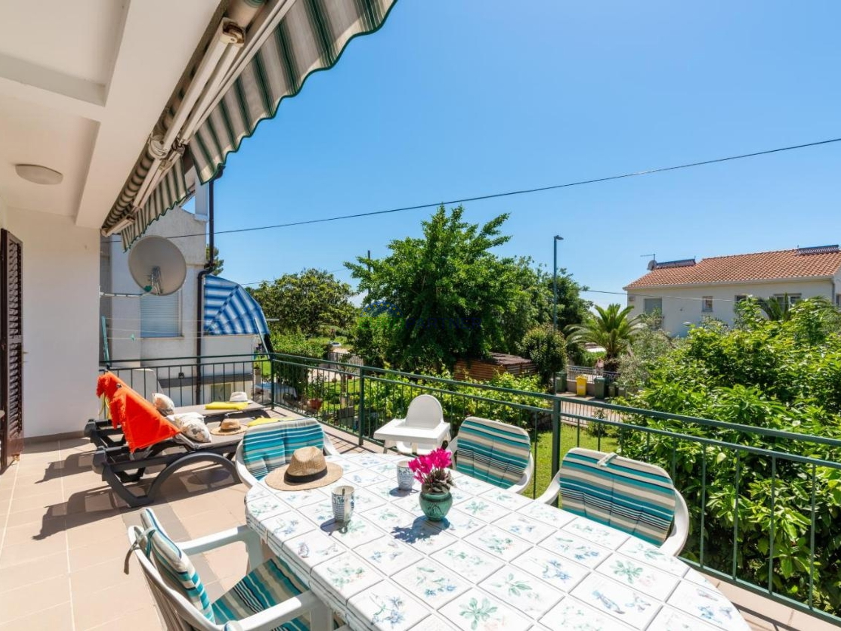 Istra, Poreč, Haus mit zwei Wohnungen in Meeresnähe