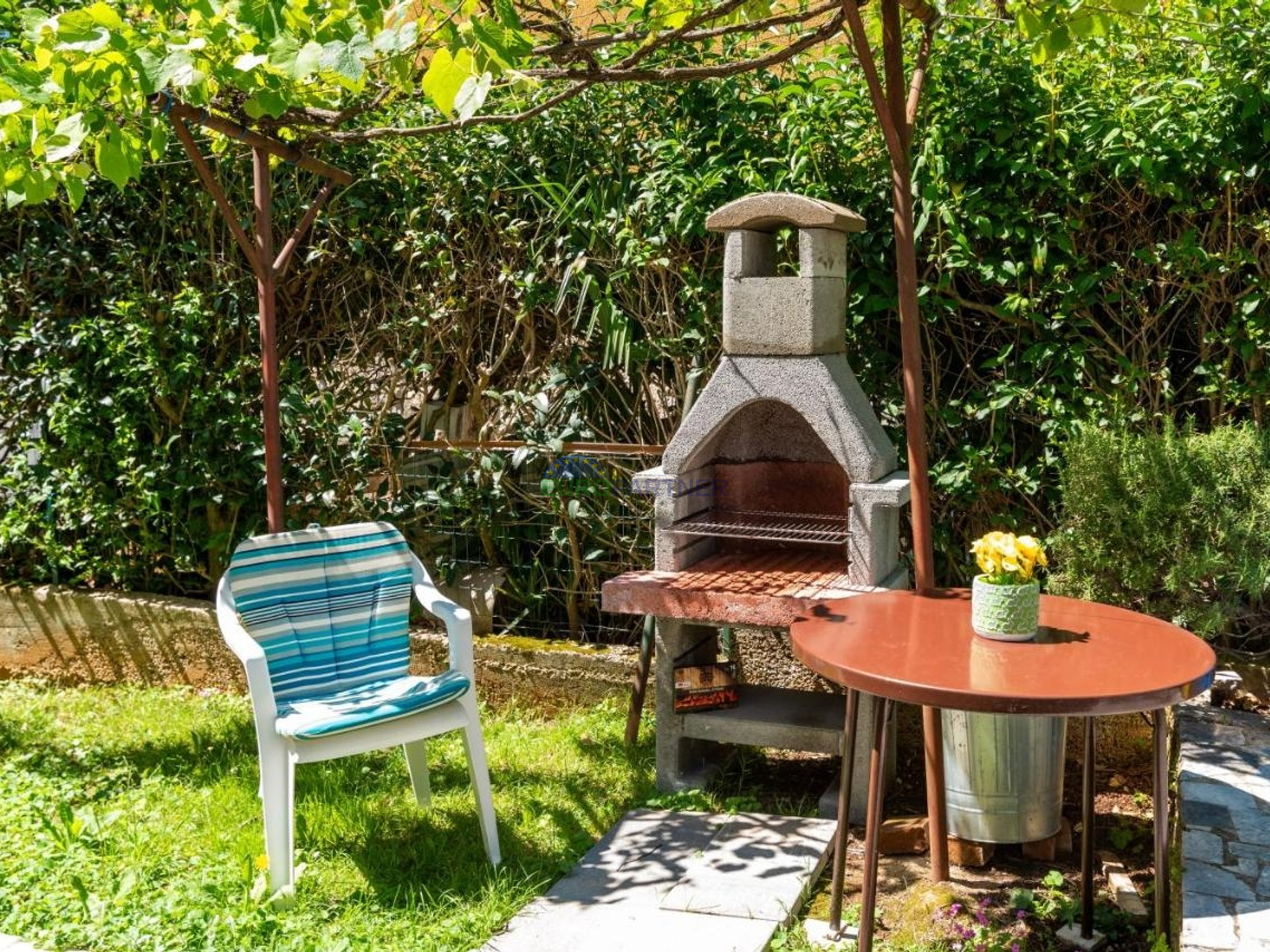 Istra, Poreč, Haus mit zwei Wohnungen in Meeresnähe