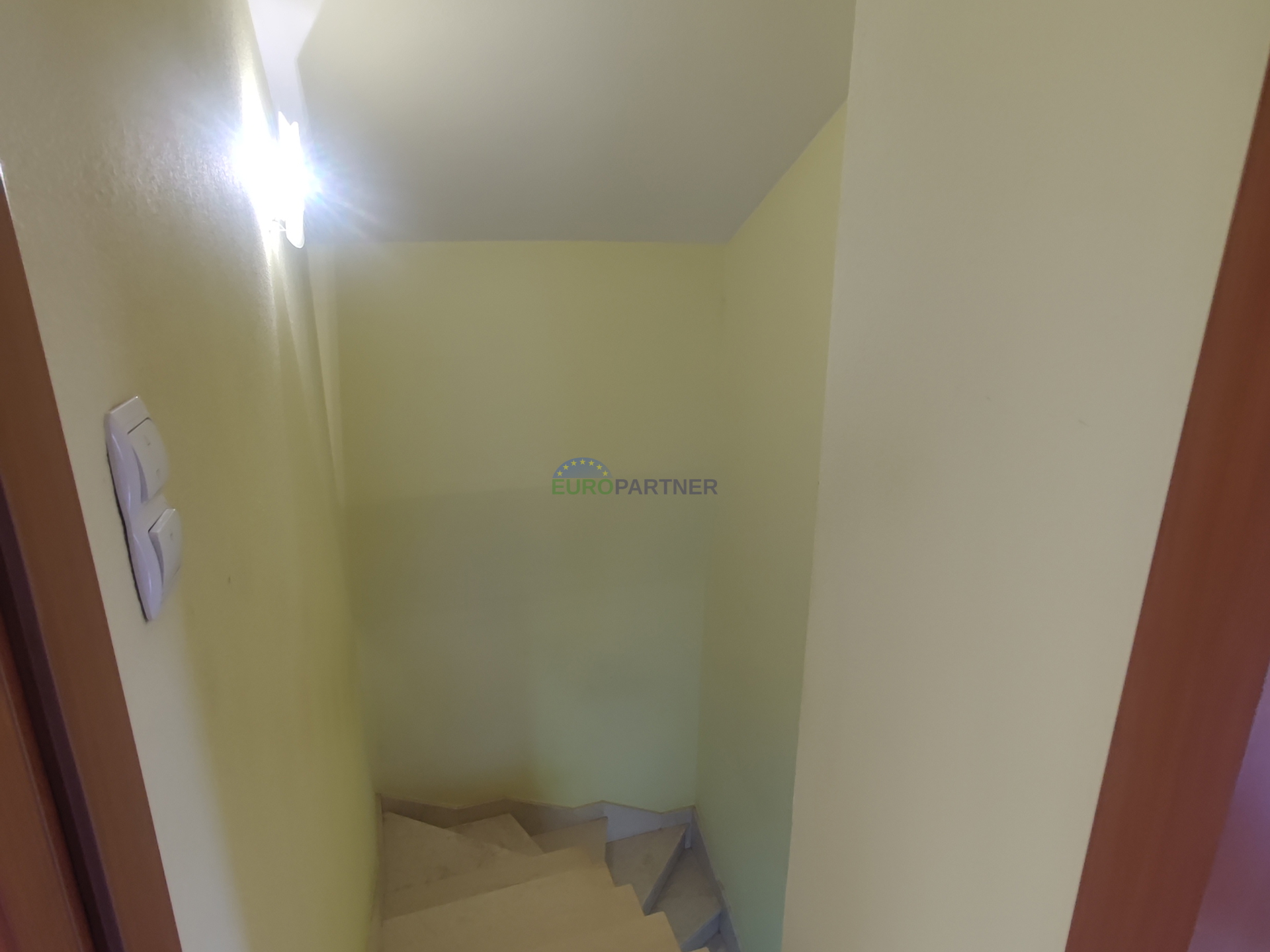 Casa, 160 m2, Vendita, Split - Žrnovnica