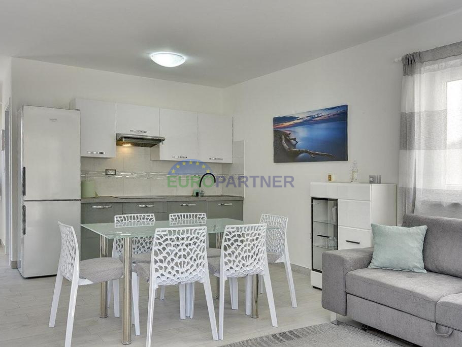 Istra, Ližnjan, moderna villa duplex con piscina