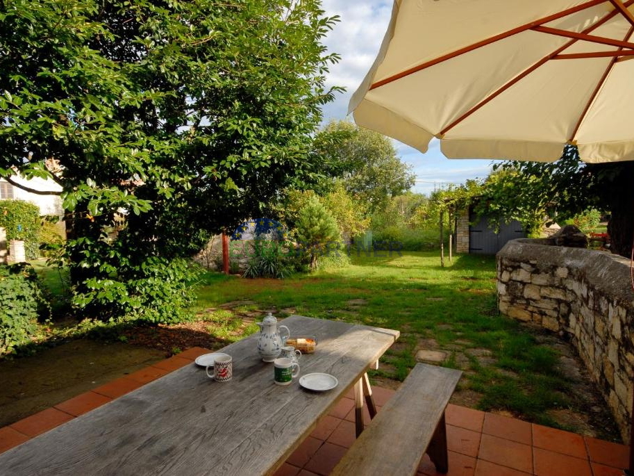 House, 110 m2, For Sale, Poreč