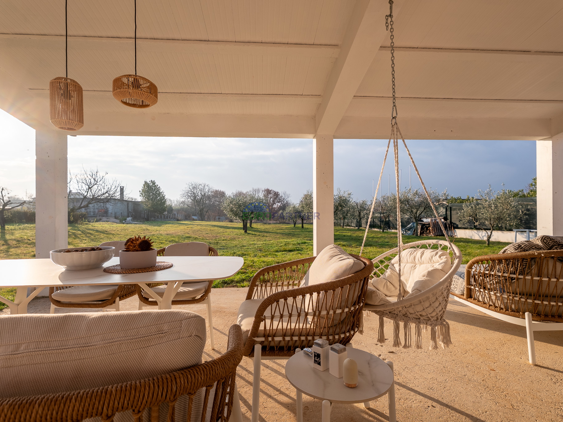 House&comma; 220 m2&comma; For Sale&comma; Pore&ccaron;