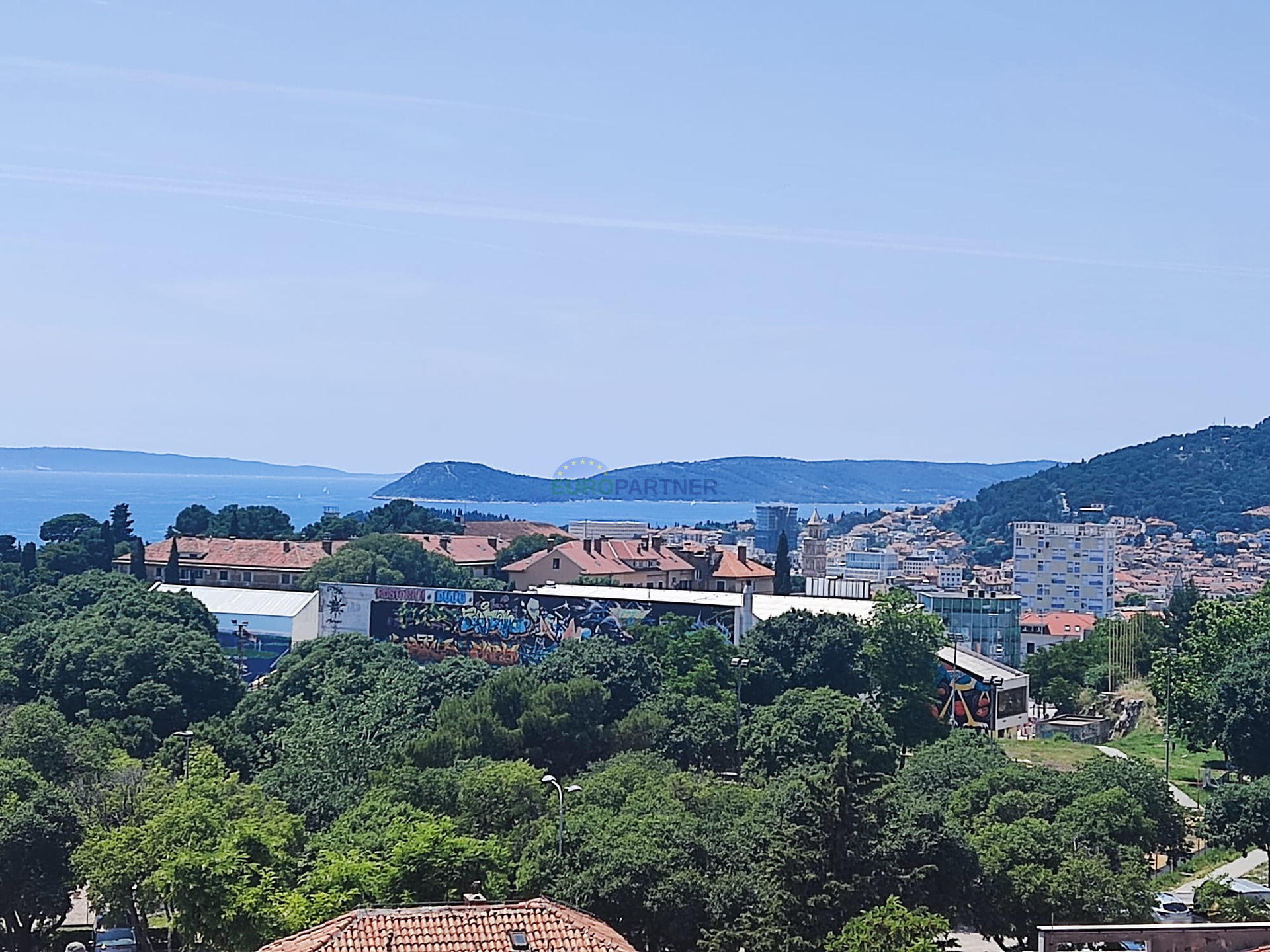 Komfortable Wohnung 148 m2 mit Garage, 4 Zimmer mit Meerblick, Split