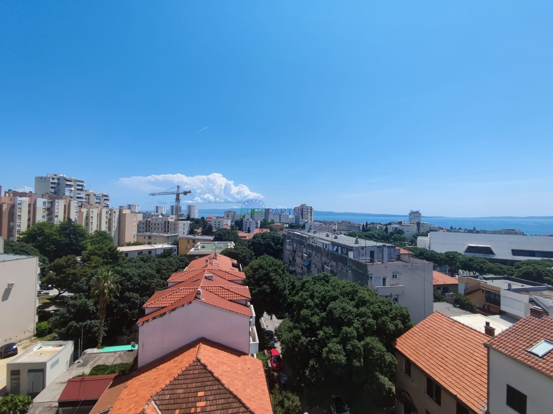 Komfortable Wohnung 148 m2 mit Garage, 4 Zimmer mit Meerblick, Split