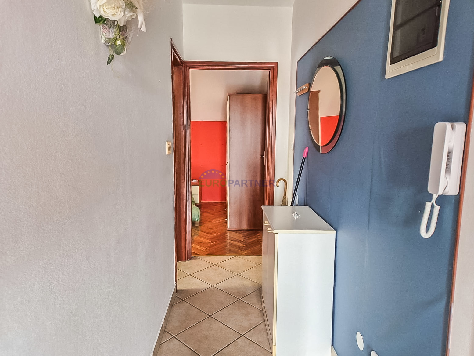 Apartment with open sea view&comma; Pore&ccaron;&comma; 1&period;5km from the center and the sea