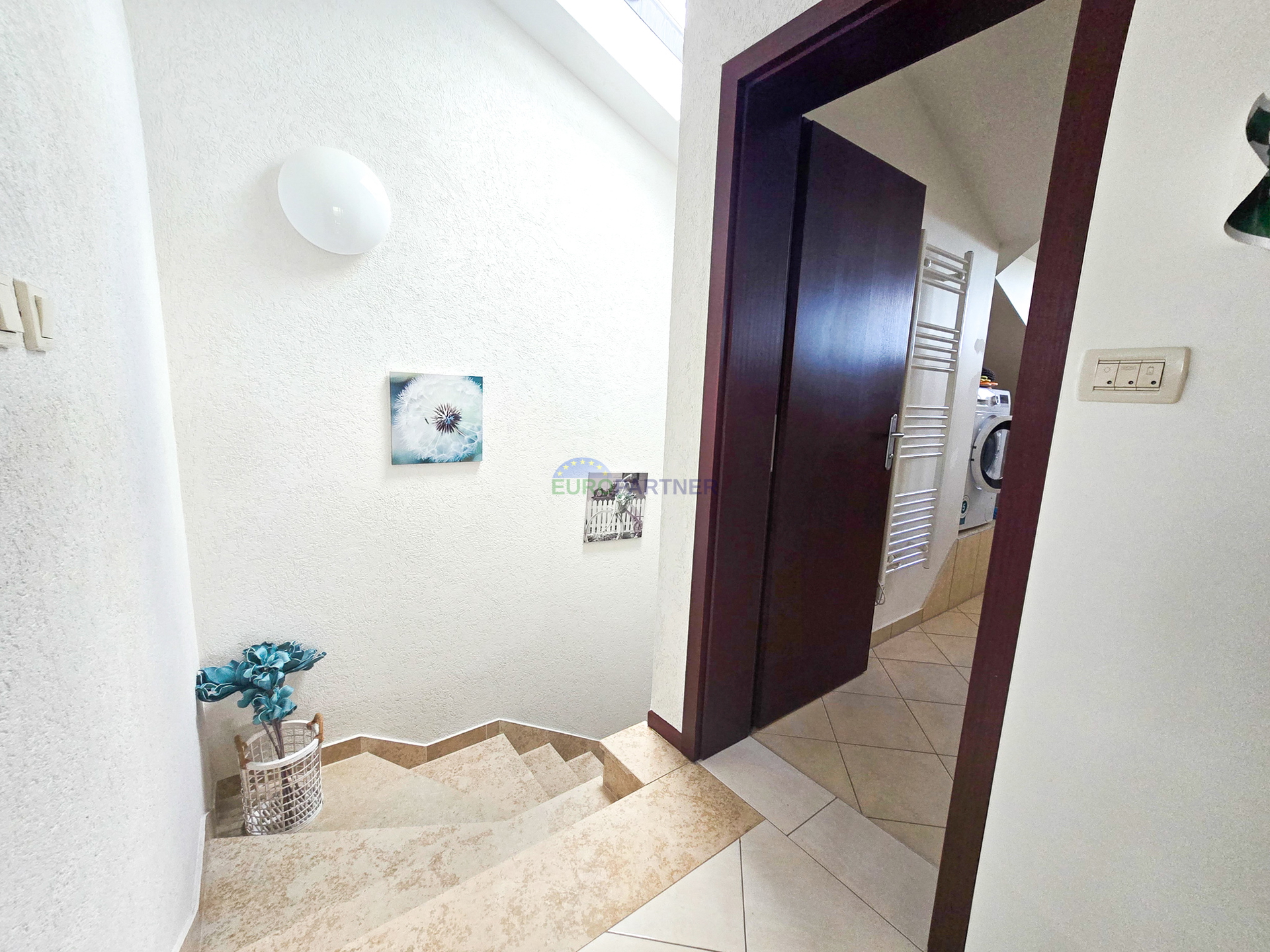 Wohnung 84m2 mit Keller, Poreč