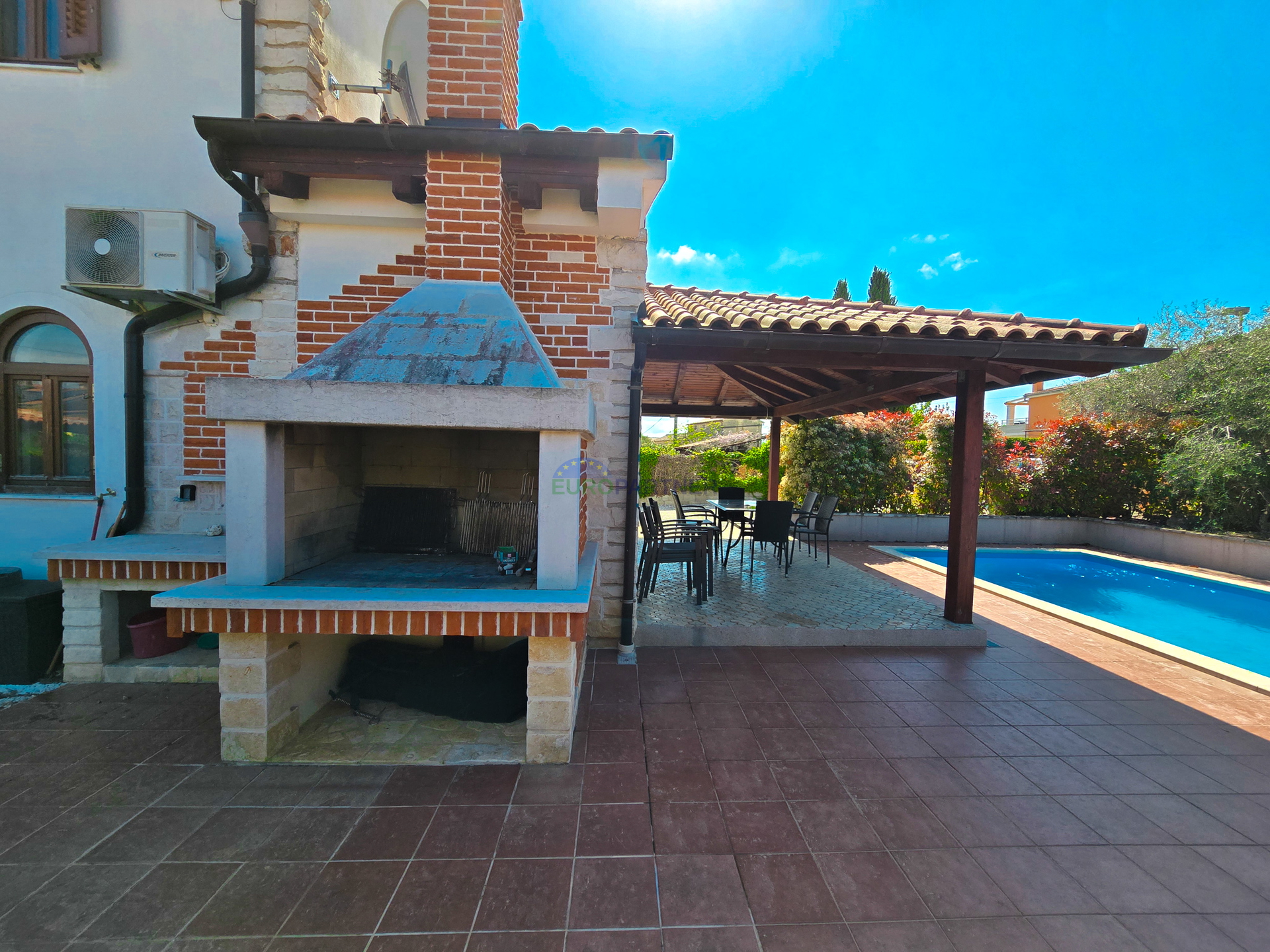 Visignano, bella casa con piscina e grill all'aperto