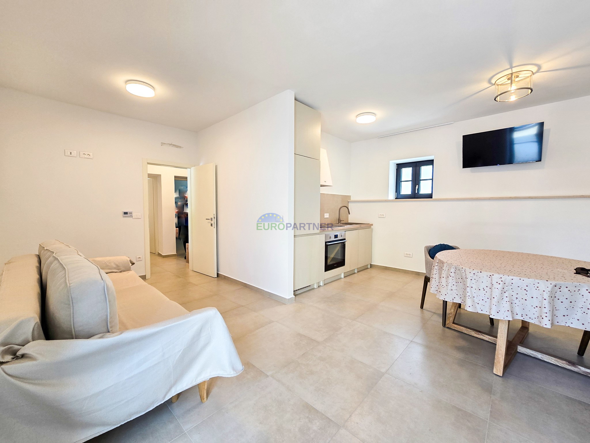 Romantische Wohnung 1 km vom Meer entfernt, Tar