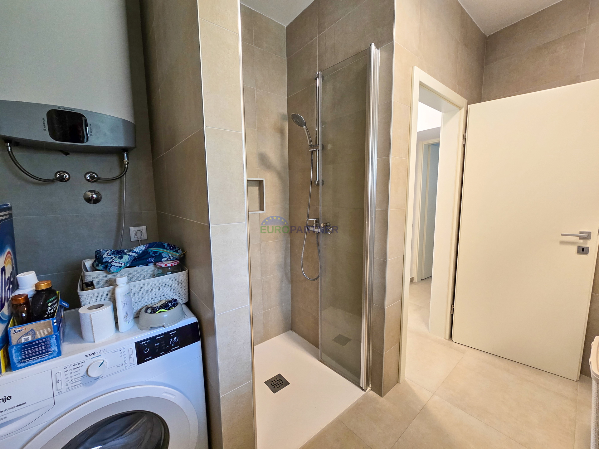 Romantische Wohnung 1 km vom Meer entfernt, Tar