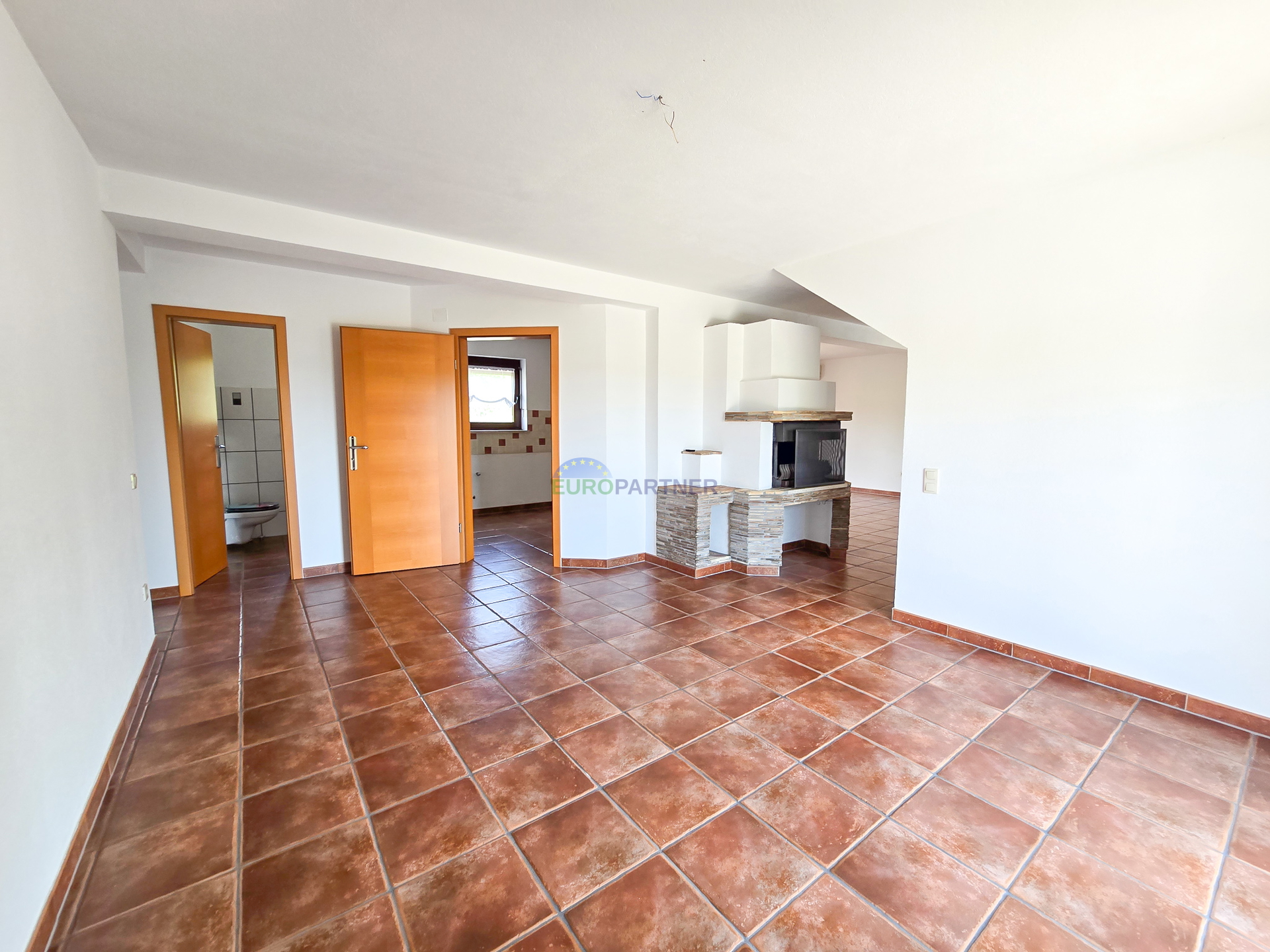 House with a swimming pool and large yard, 10 km from Poreč