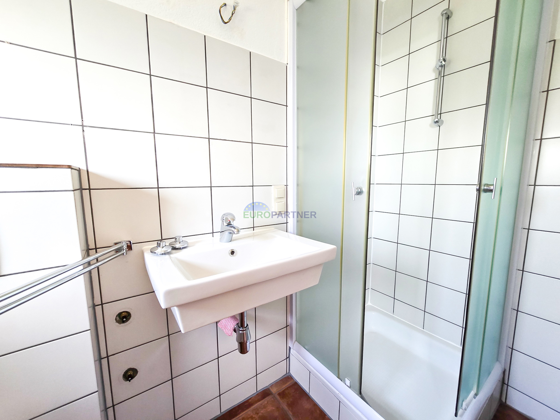 House with a swimming pool and large yard, 10 km from Poreč