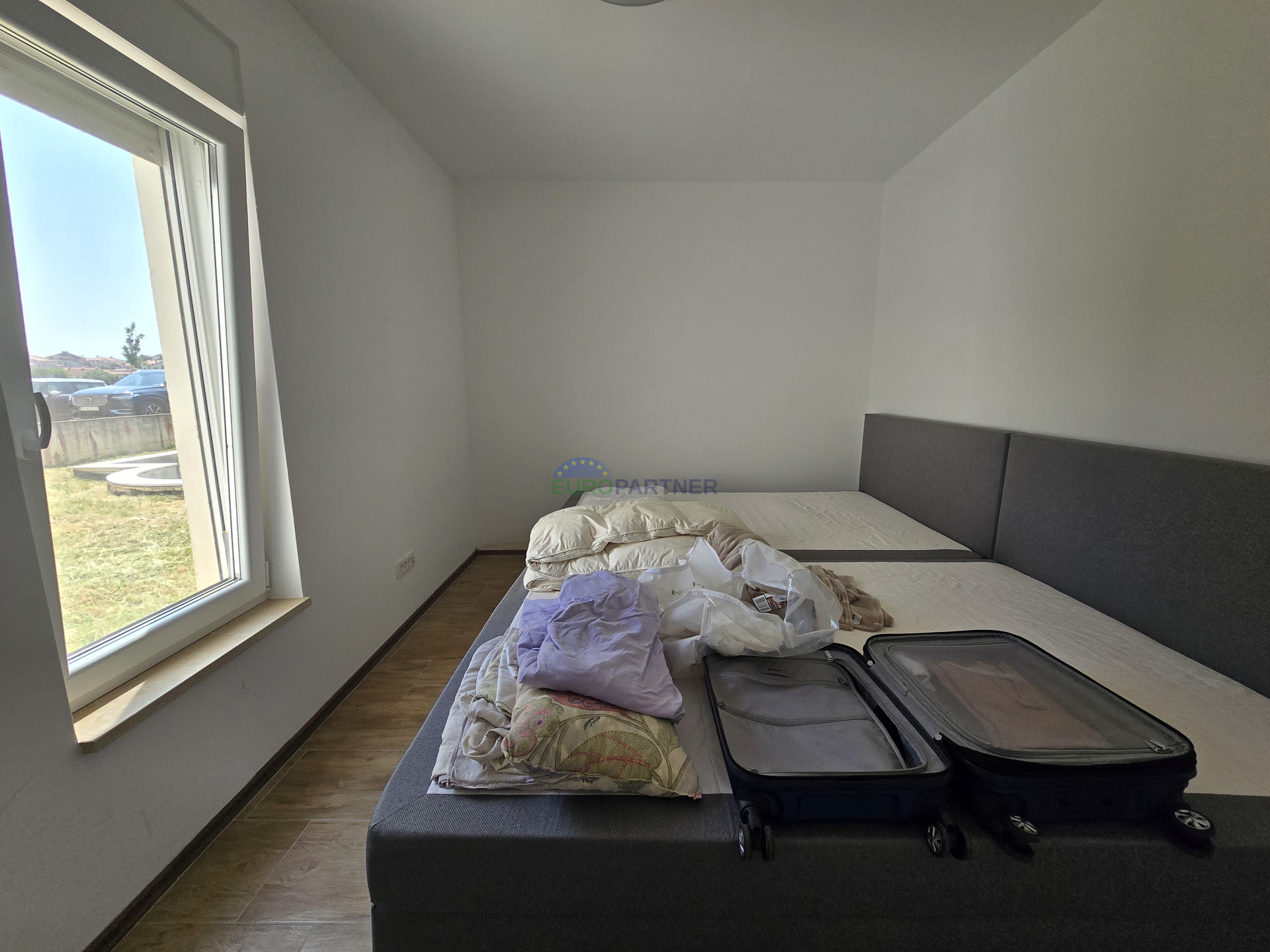 Apartmenthaus mit Meerblick, 10km von Poreč