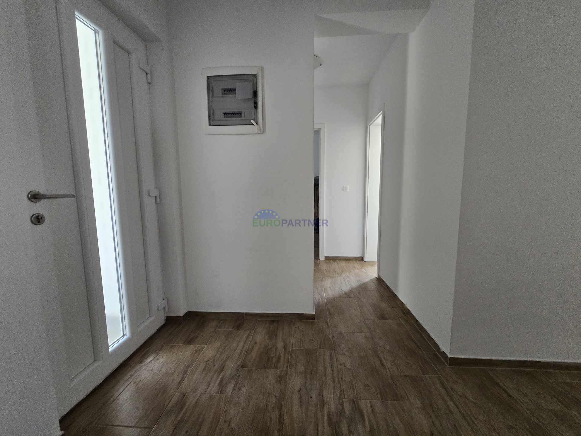 Apartmenthaus mit Meerblick, 10km von Poreč
