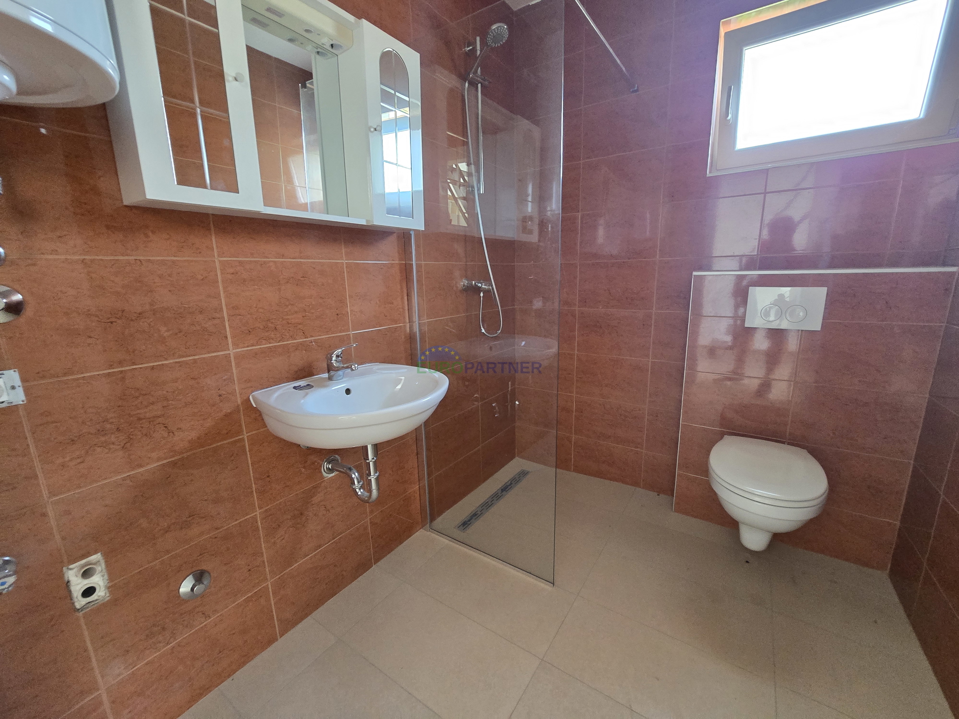Apartmenthaus mit Meerblick, 10km von Poreč