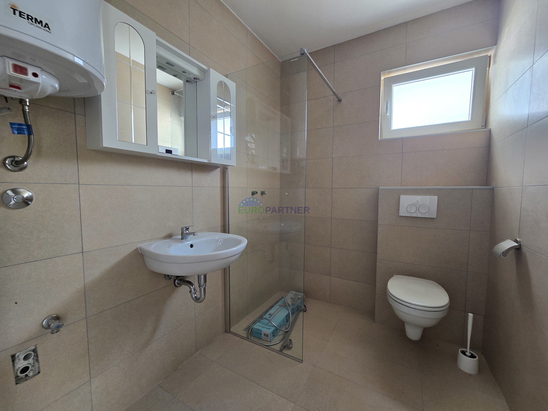 Dvoetažni stan 73m2 ,s pogledom na more