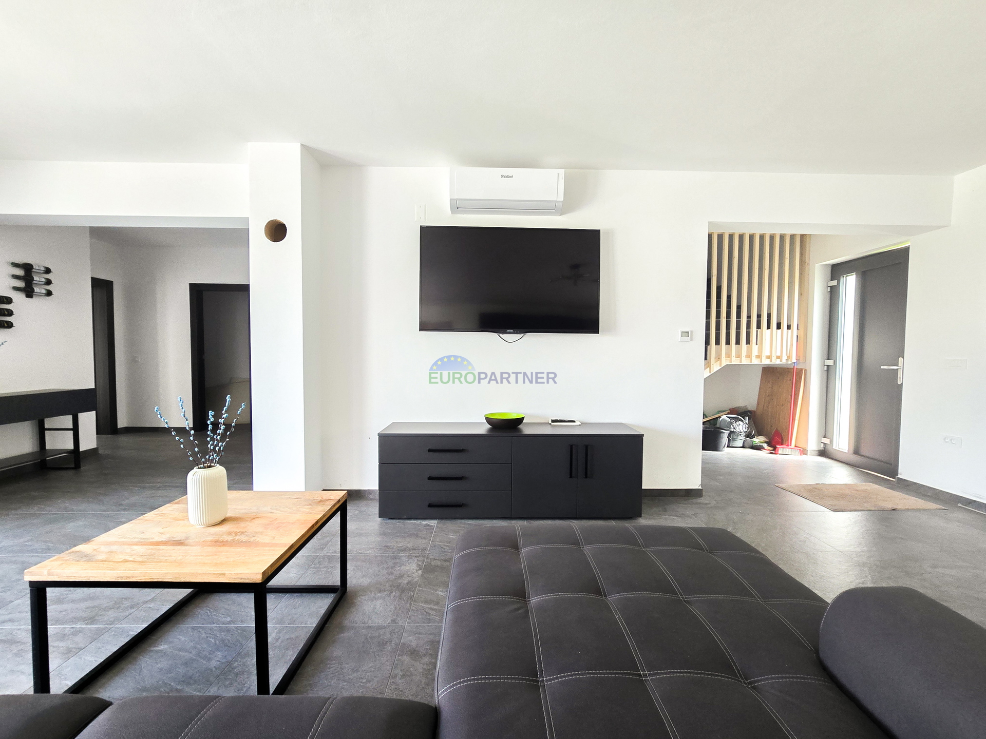 Villa with swimming pool, newly built, near Poreč