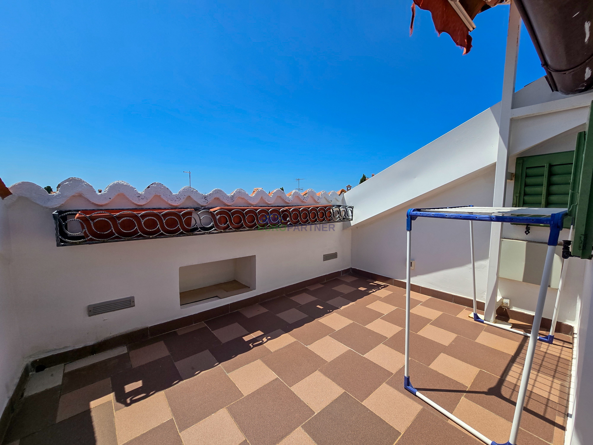 Haus mit 2 Wohnungen 200 m vom Meer entfernt, Poreč