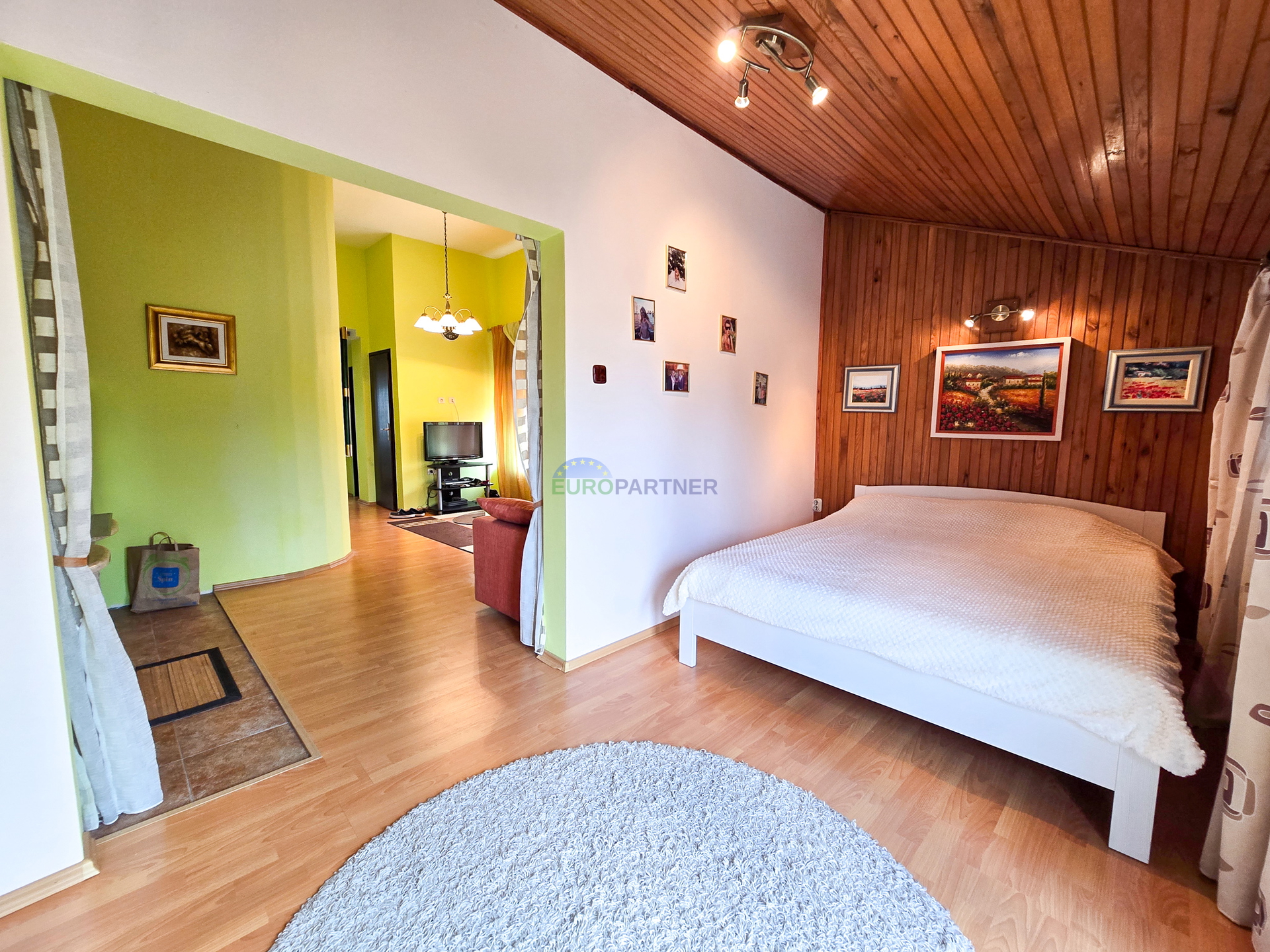 Wohnung mit Garten, Poreč, 800 m vom Meer entfernt