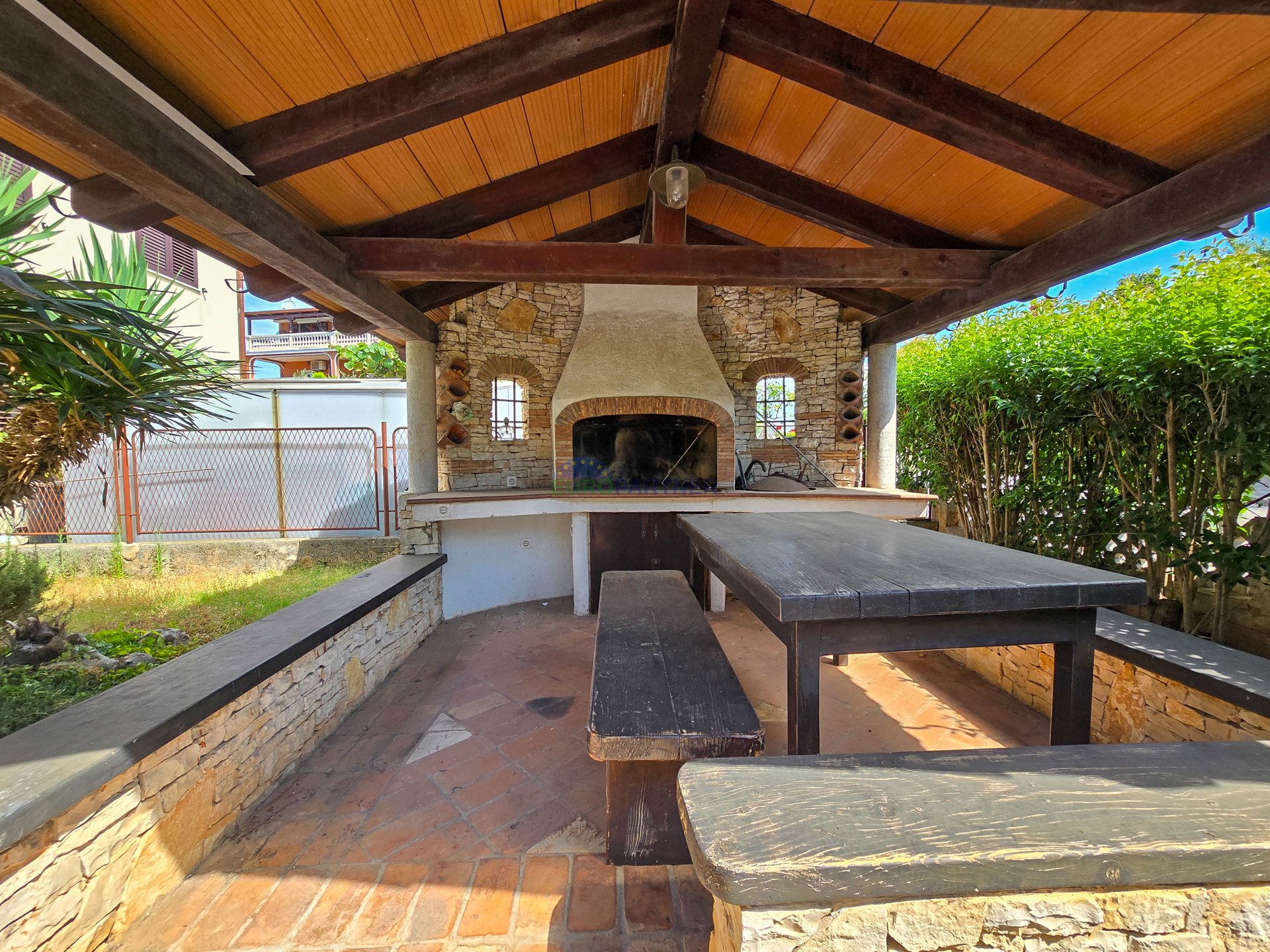 Wohnung mit Garten, Poreč, 800 m vom Meer entfernt