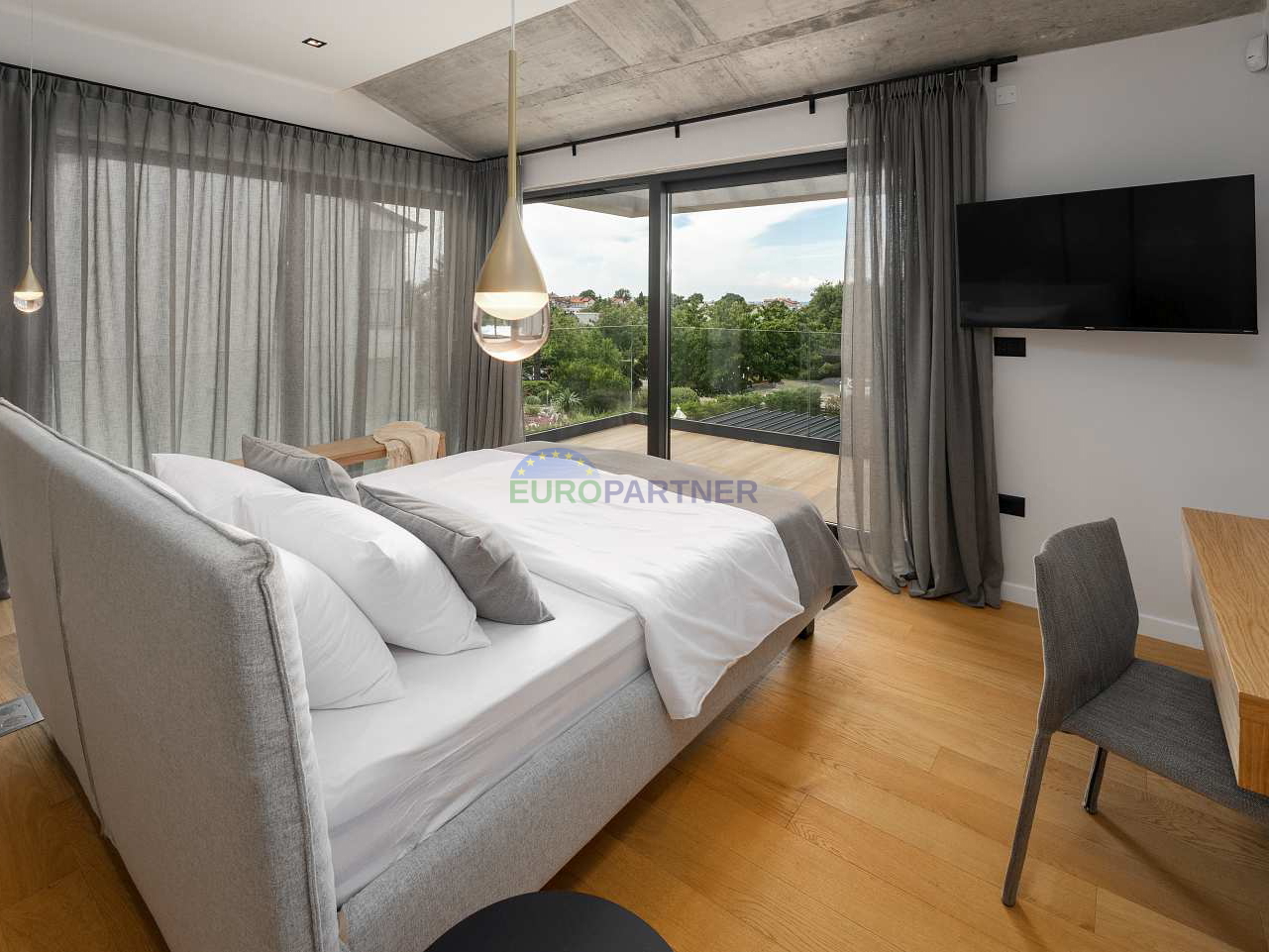 Moderna vila s pogledom na more, Poreč, 900m od mora