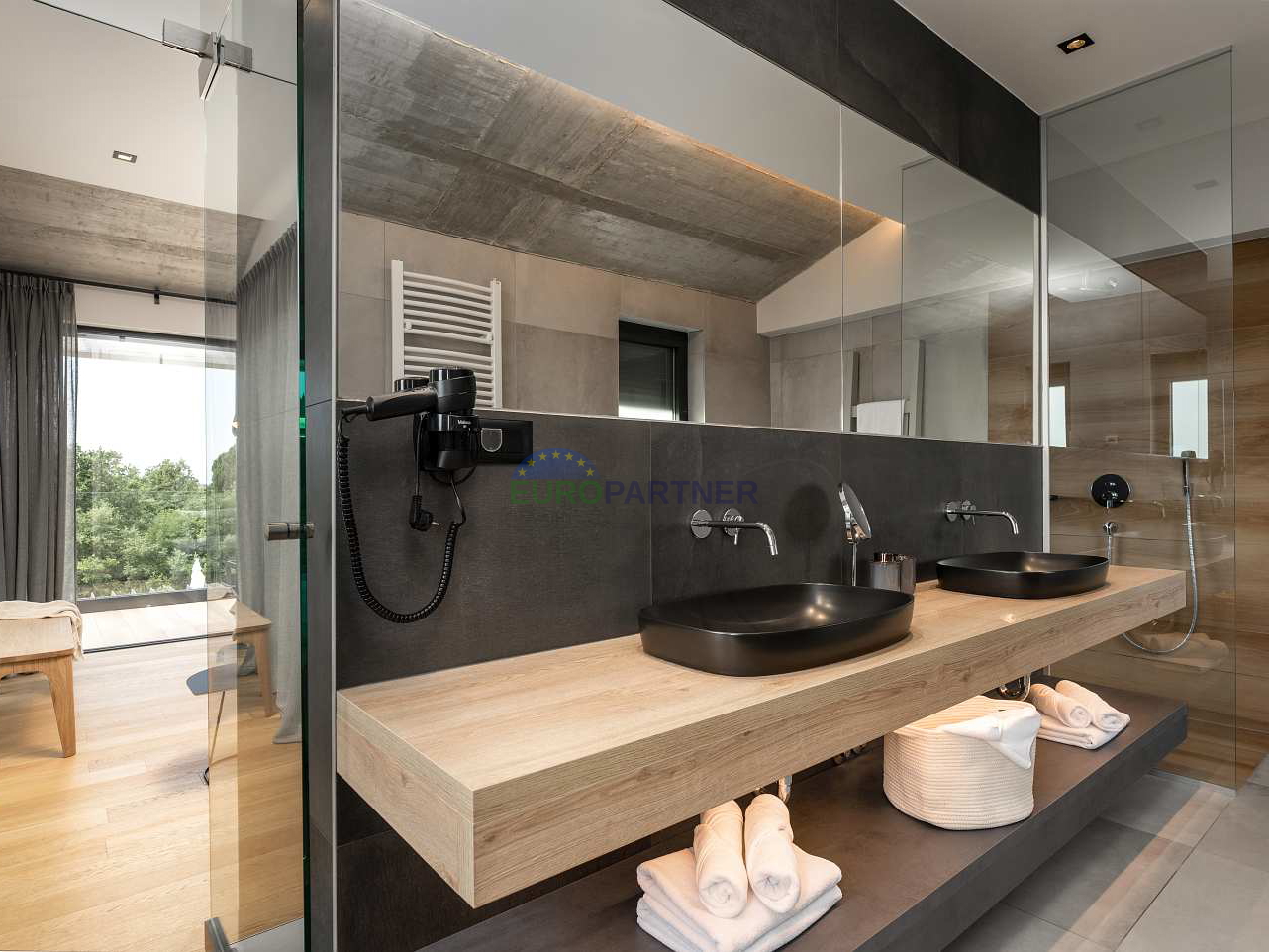 Moderna vila s pogledom na more, Poreč, 900m od mora