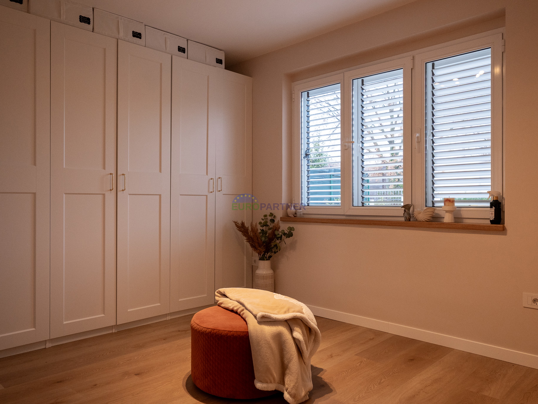 House&comma; 220 m2&comma; For Sale&comma; Pore&ccaron;