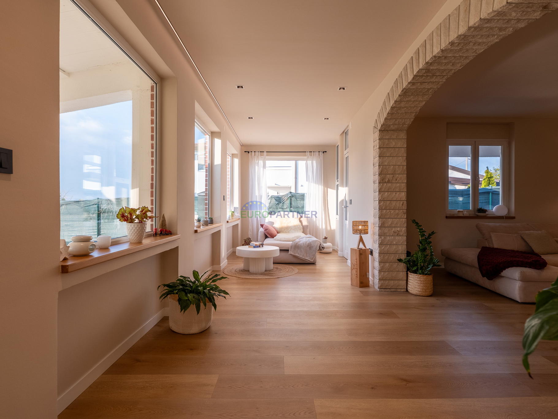 House&comma; 220 m2&comma; For Sale&comma; Pore&ccaron;