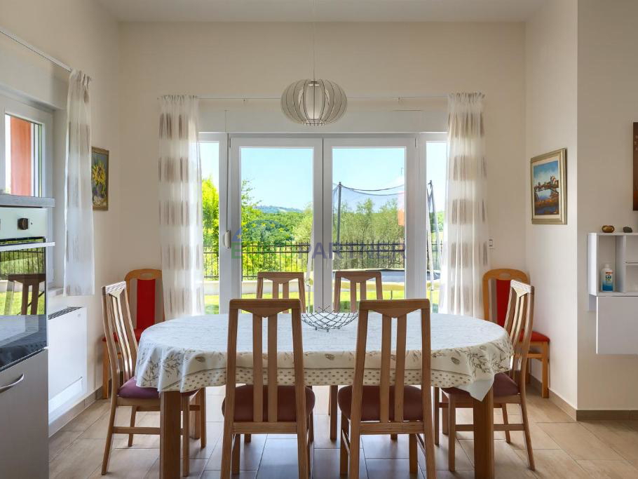 Ekskluzivna Vila s Pogledom na More – Umag, Istra